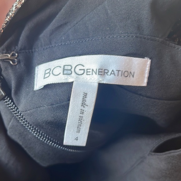 BCBGeneration Maxi Halter Dress. Size 4. - Picture 9 of 10